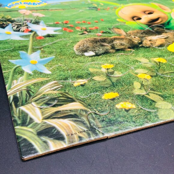 Vintage 1998 TELETUBBIES 24 piece Jigsaw Puzzle + 2 Unopened Y2K McDonalds Toys - Picture 3 of 11